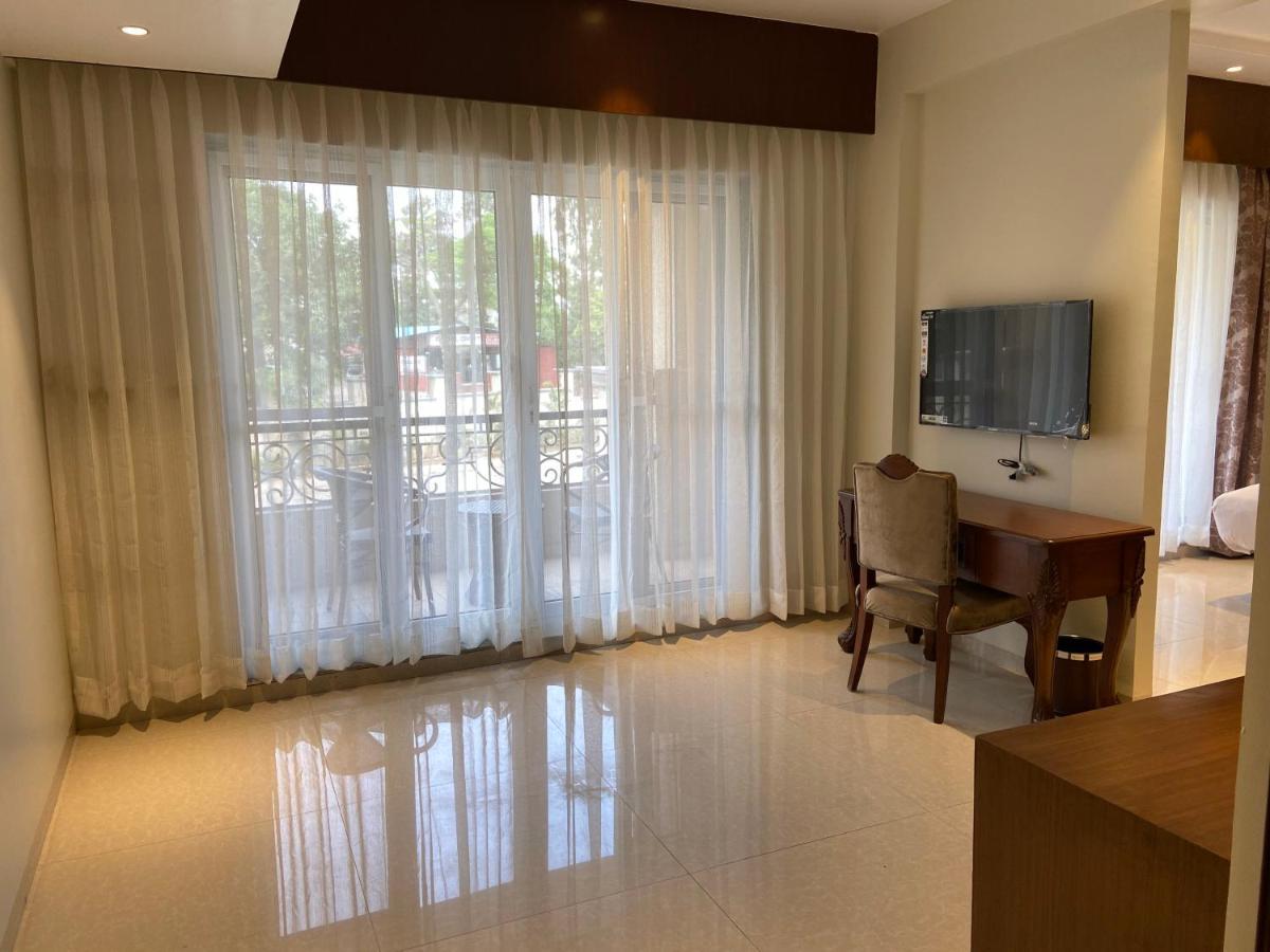 Grand Victoria The Fern Resort & Spa, Panchgani - Mahabaleshwar Bagian luar foto